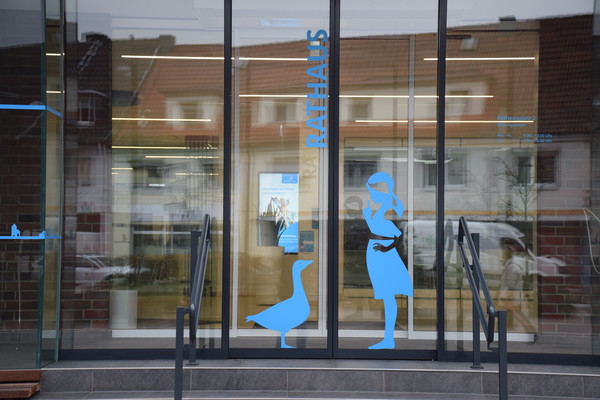 Das Bürgerbüro öffnet am Mittwoch um 14 Uhr, bleibt Altweiber und Rosenmontag dann wie alle städtischen Einrichtungen geschlossen. Foto: Norbert Jakobs