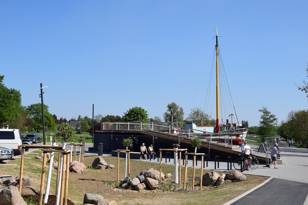 Das Aalfischerei-Museum wird am 19. Mai eröffnet. Der benachbarte Parkplatz ist bereits freigegeben. Foto: Birte Hauke
